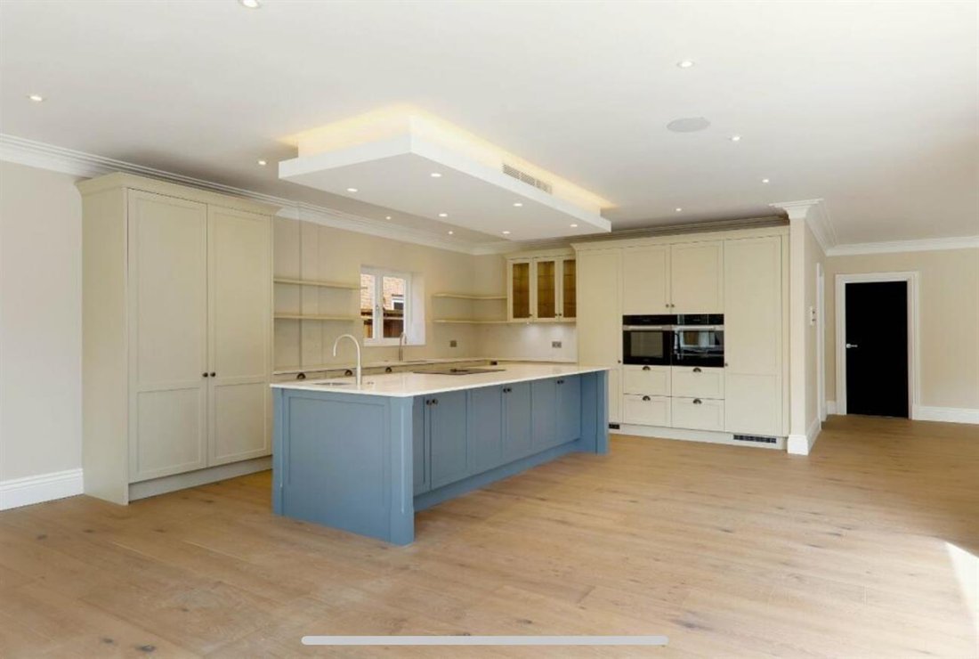 Haus in Beaconsfield, England 2 - 17375333