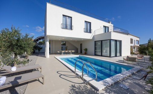 Villa in Rogoznica, Sibenik-Knin County, Croatia 1