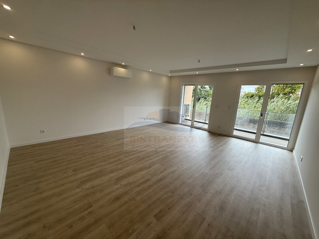 Apartment in Carcavelos e Parede, Lisbon, Portugal 3 - 17377440