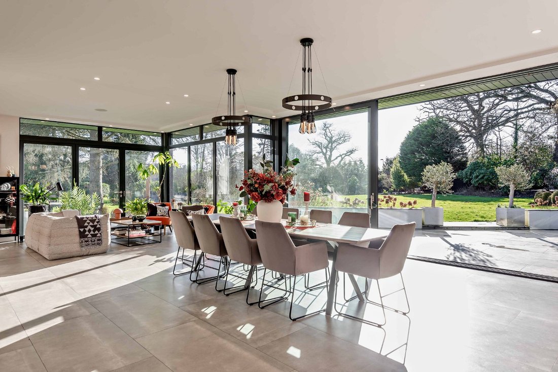 House in Ascot, England 2 - 17375941