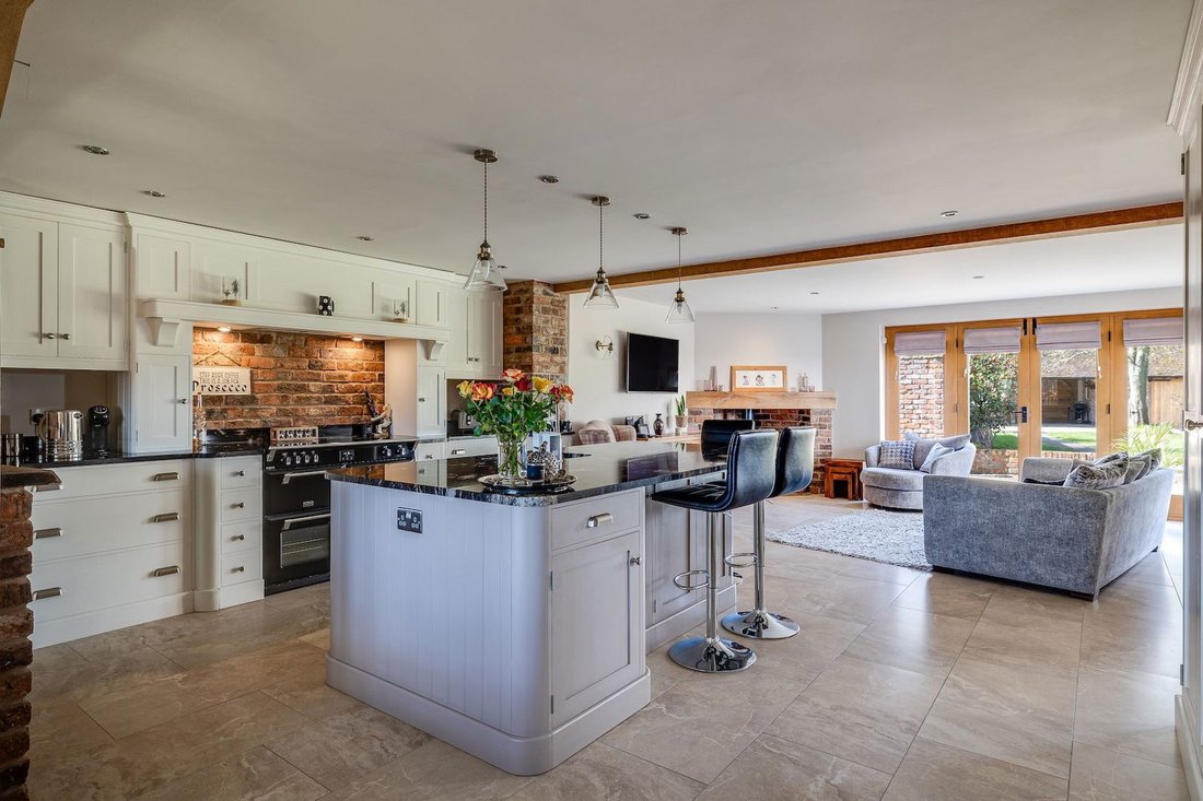 House in Great Budworth, England 4 - 17375537