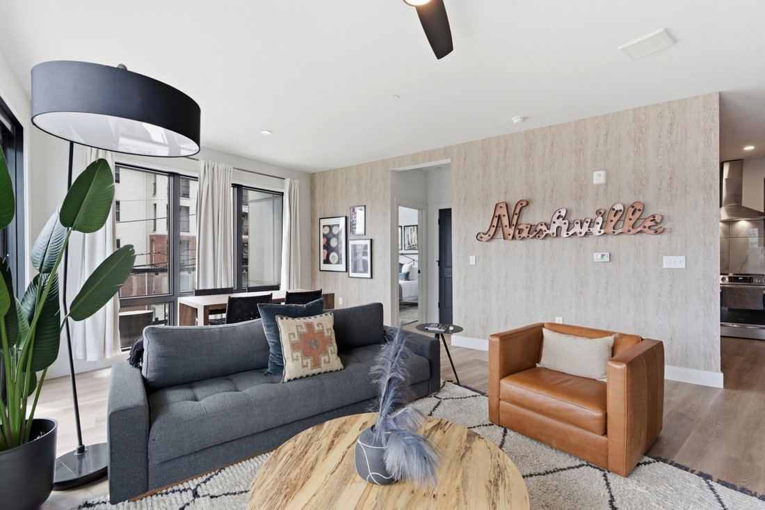 Condo in Nashville, Tennessee, United States 1 - 17376093