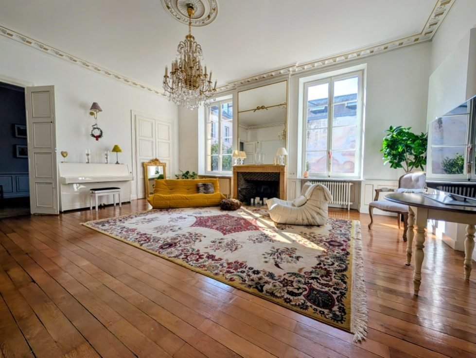 Apartment in Grangier, Dijon, France 2 - 17378072