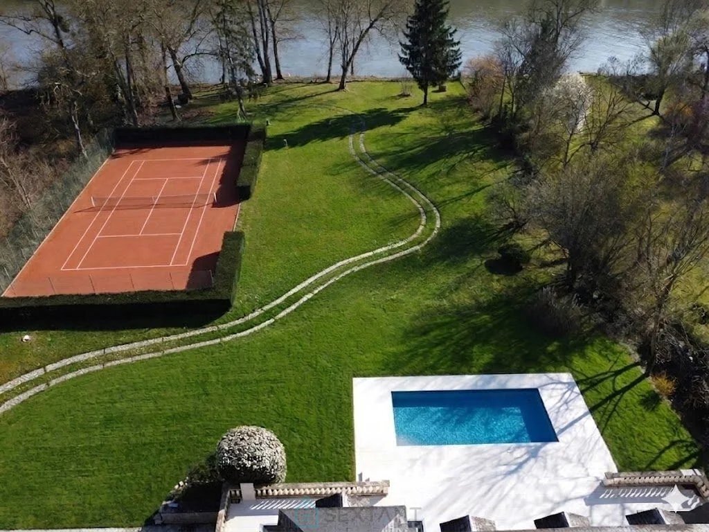 Estate in Boissettes, Ile-de-France, France 3 - 17377340