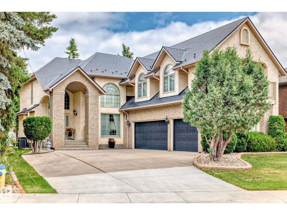 House in Edmonton, Alberta, Canada 1 - 17374853