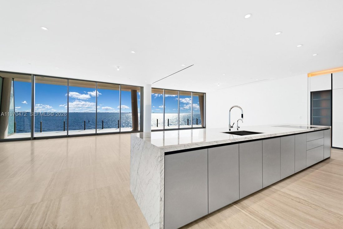 Condo in Miami, Florida, United States 4 - 17375992