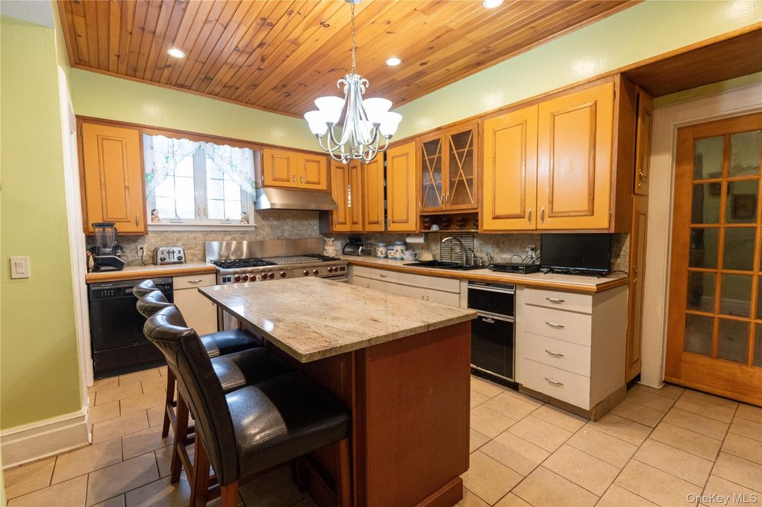 House in New Rochelle, New York, United States 5 - 17375456