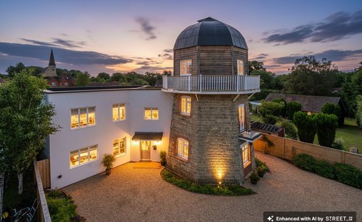 House in Wisborough Green, England 1