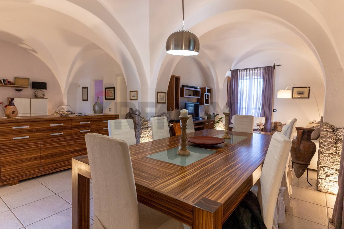 Villa in Calatabiano, Sicily, Italy 1 - 17377756