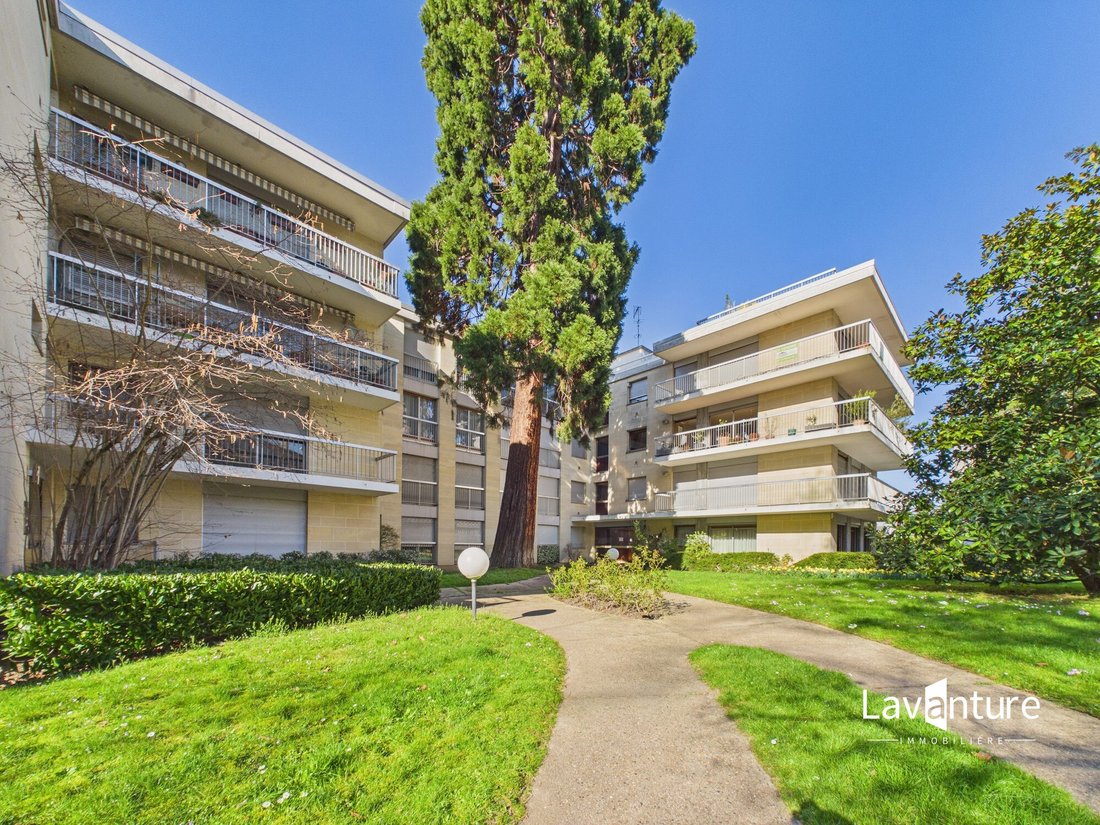 Apartment in Parc de Sceaux, Sceaux, France 1 - 17377937