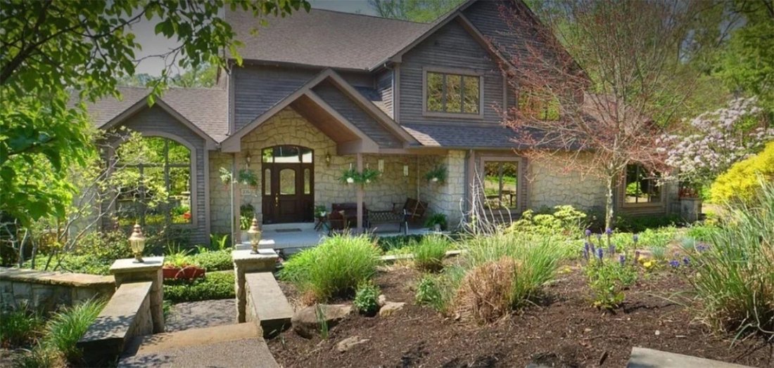 House in Monroeville, Pennsylvania, United States 1 - 17057788