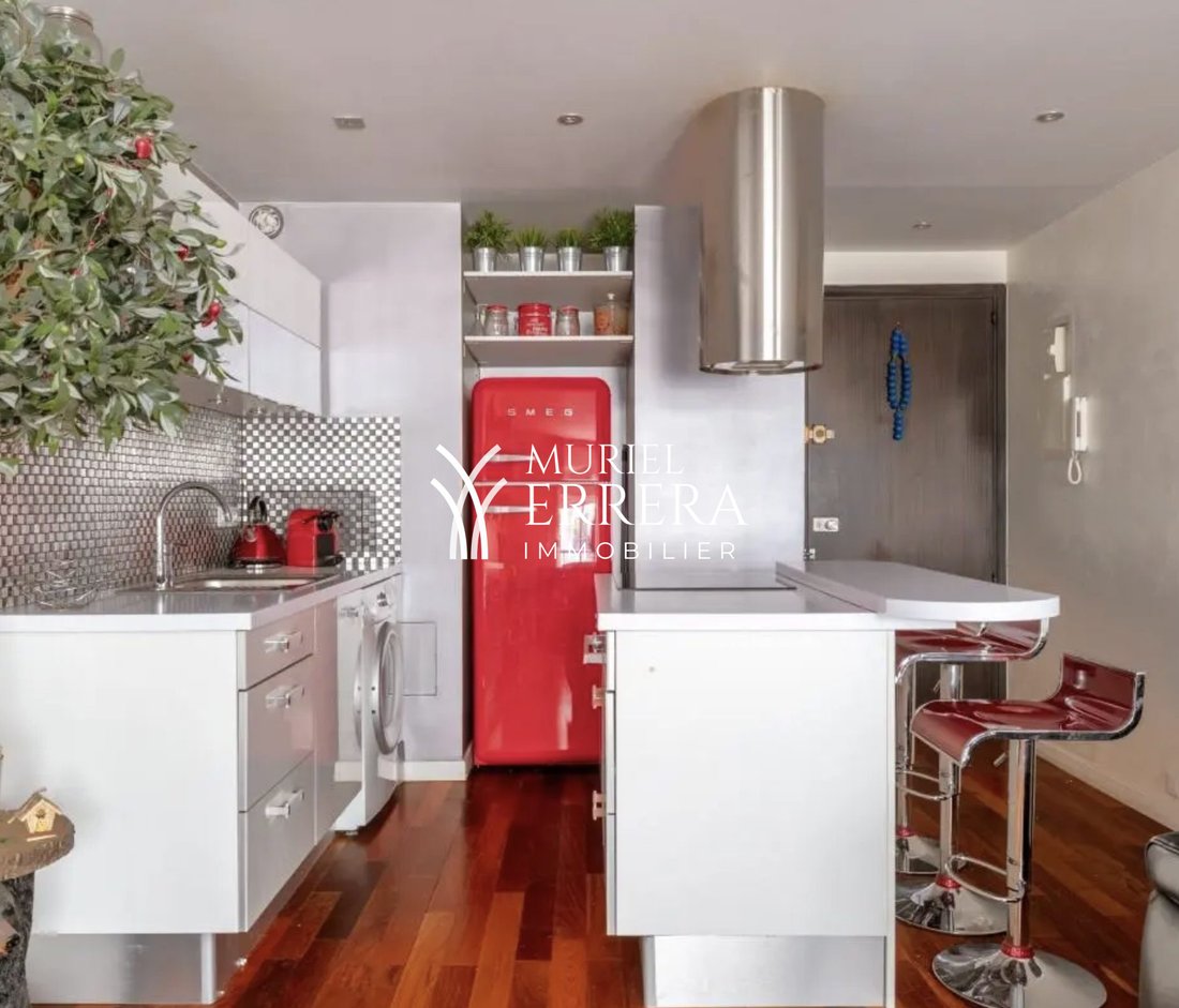 Apartment in La Plaine des Sablons, Neuilly-sur-Seine, France 3 - 17357394