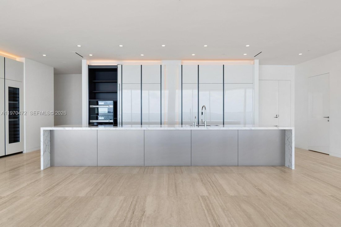 Condo in Miami, Florida, United States 5 - 17375992
