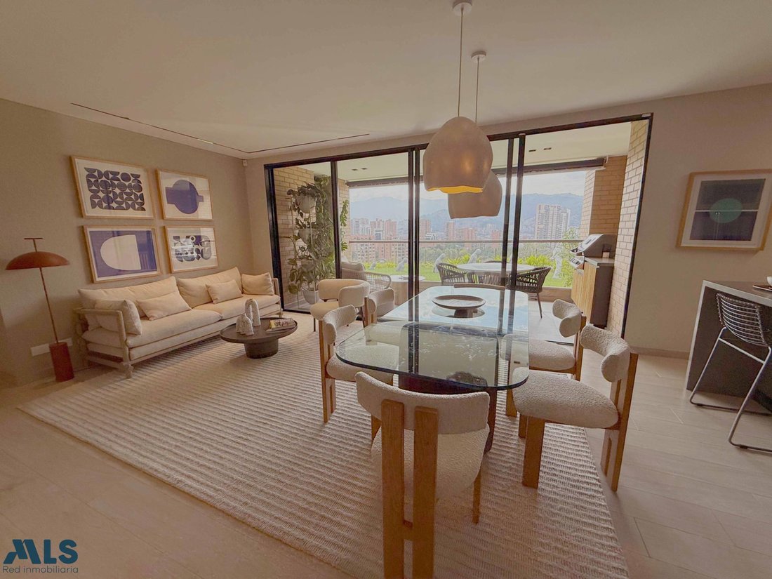 Apartment in Medellín, Antioquia, Colombia 5 - 17378664