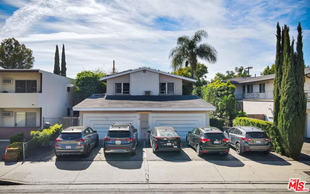 Los Angeles, California, United States 1 - 17375683