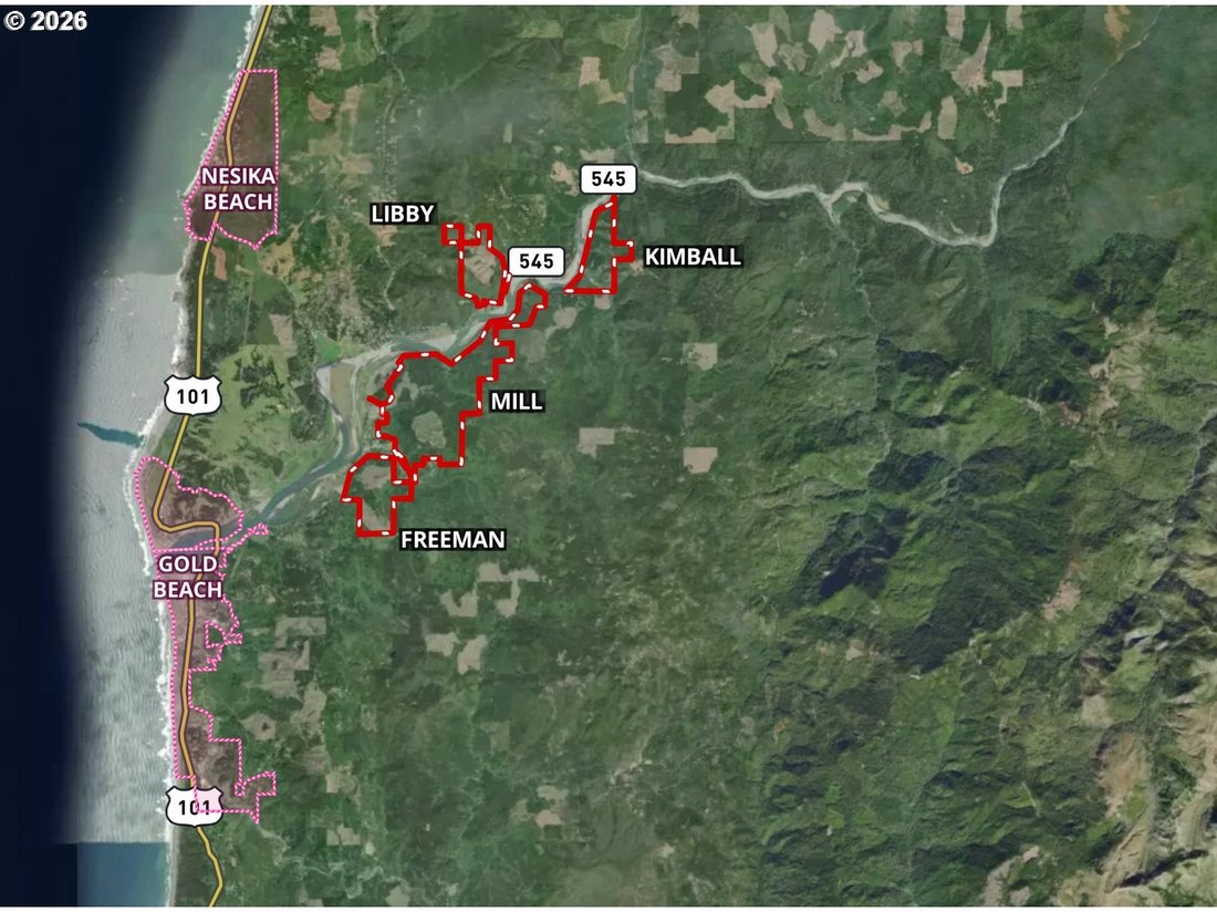Land in Gold Beach, Oregon, United States 2 - 17376789