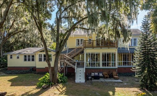 House in Oakland, Florida, United States 1