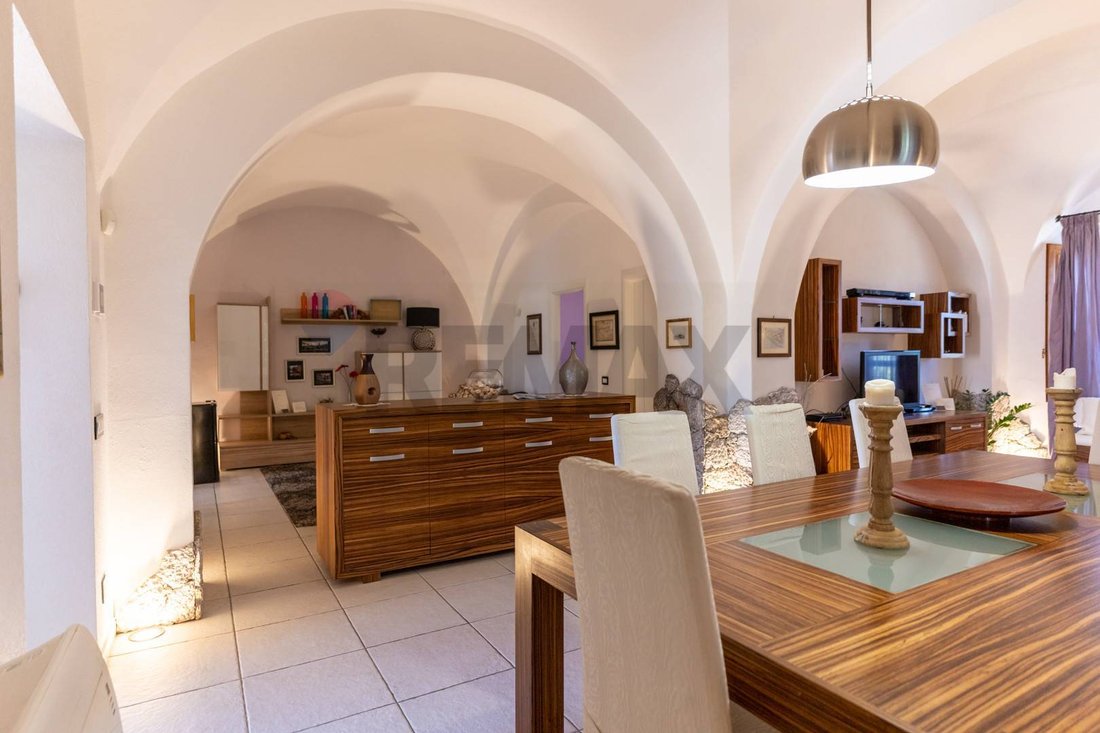 Villa in Calatabiano, Sicily, Italy 2 - 17377756