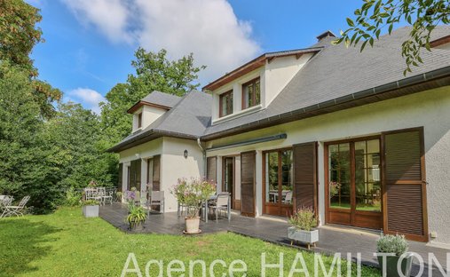 House in L'Étang-la-Ville, Ile-de-France, France 1
