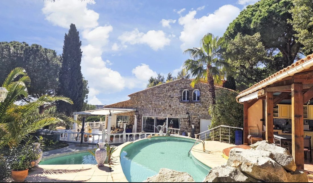 Villa in Nartelle-Noyer-Bellevue-bd des Sardinaux, Sainte-Maxime, France 4 - 17378569
