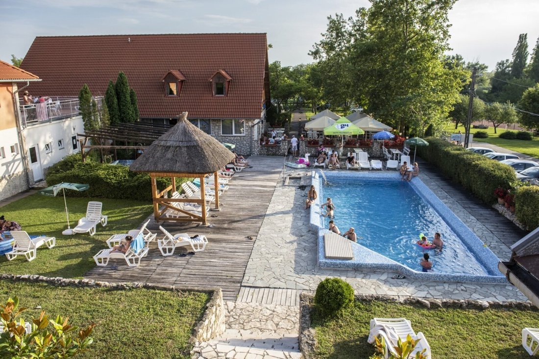 Gyenesdiás, Hungary 5 - 17379310