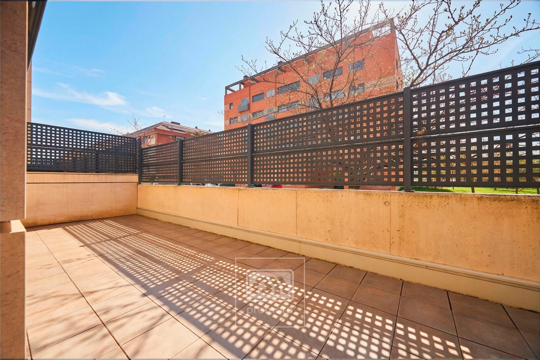 House in Fuencarral-El Pardo, Madrid, Spain 2 - 17380202