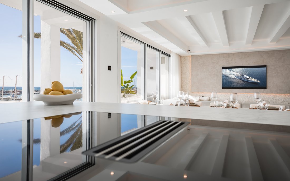 Penthouse in Puerto Banús, Marbella, Spanien 4 - 17380215