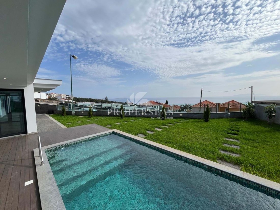 Villa in Agua de Pena, Madeira, Portugal 2 - 15205536