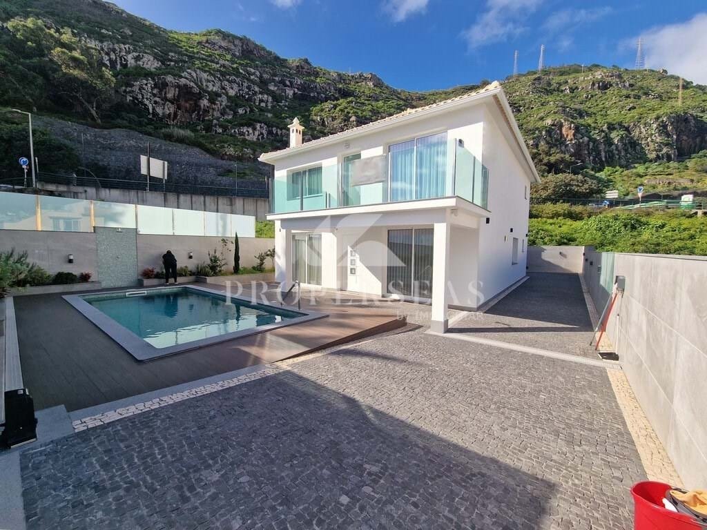 Villa in Machico, Madeira, Portugal 1 - 15205527