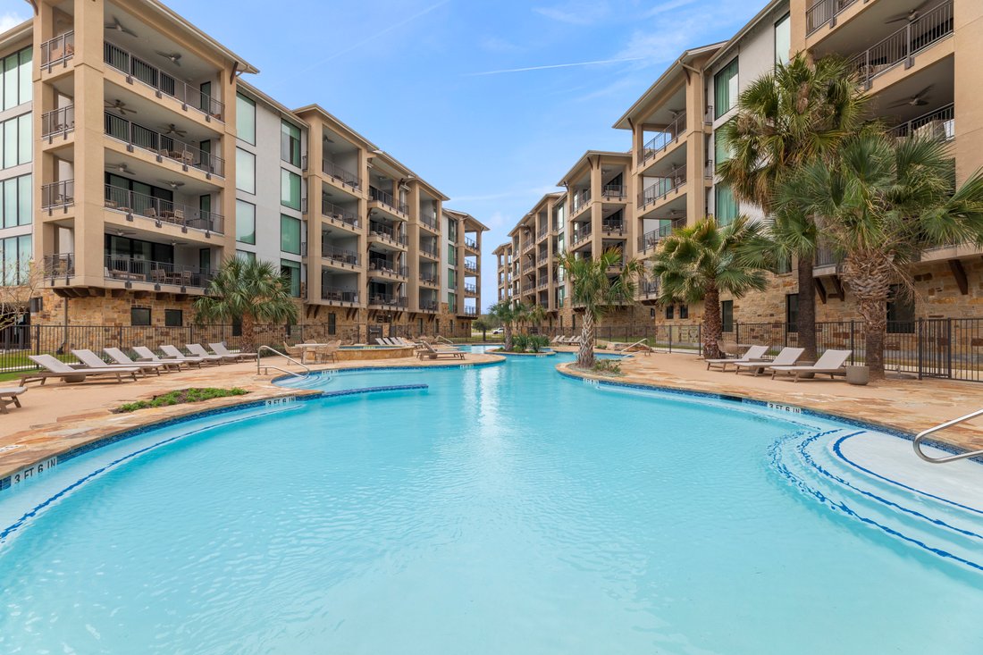 Condo in Horseshoe Bay, Texas, United States 2 - 17380253