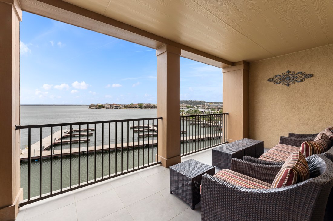 Condo in Horseshoe Bay, Texas, United States 3 - 17380253