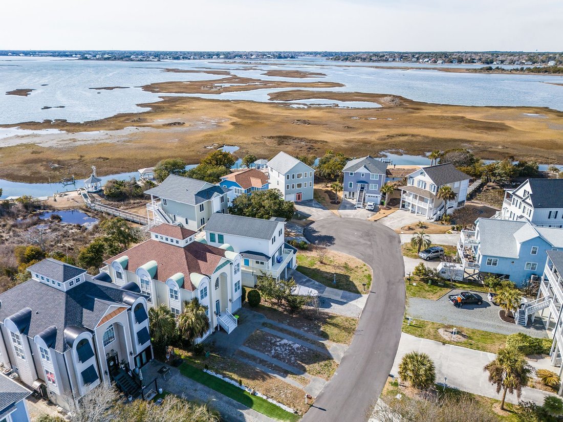 House in Surf City, North Carolina, United States 2 - 17380284
