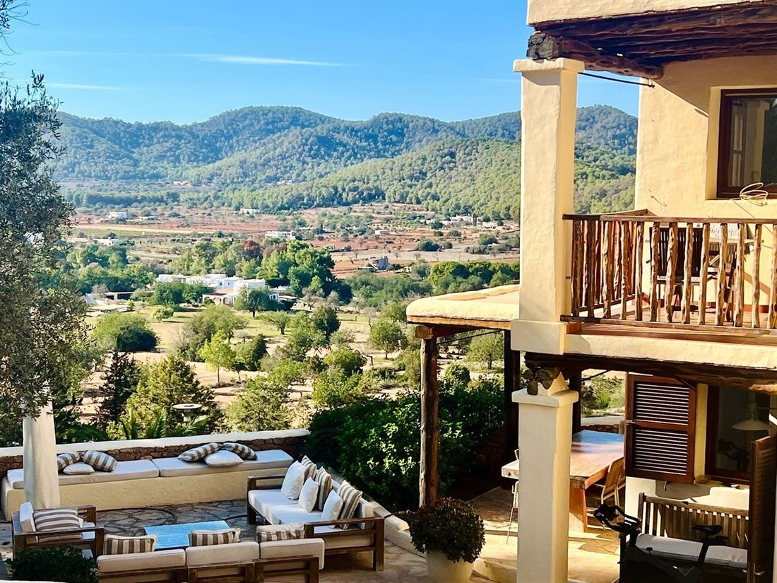 Villa in Sant Antoni de Portmany, Balearic Islands, Spain 1 - 17380314
