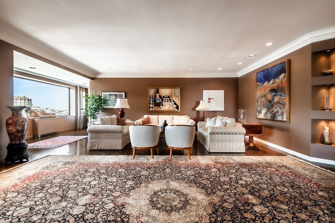 Condo in Montréal, Quebec, Canada 1 - 17380337