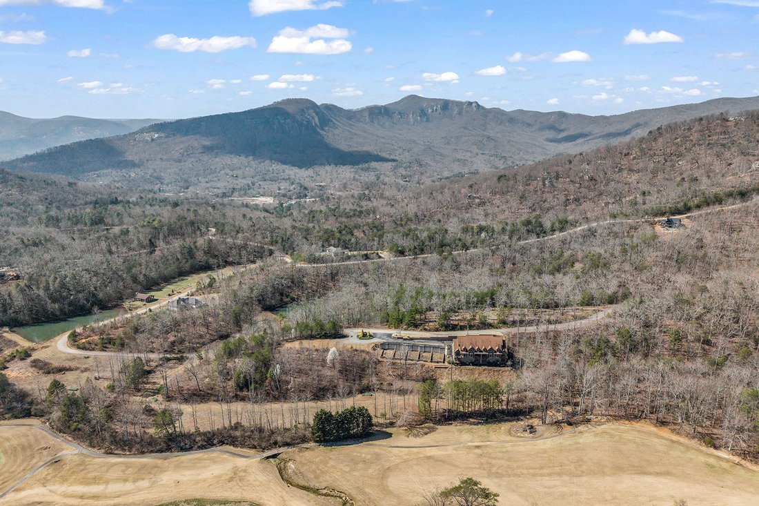 Lake Lure, North Carolina, United States 3 - 17380334