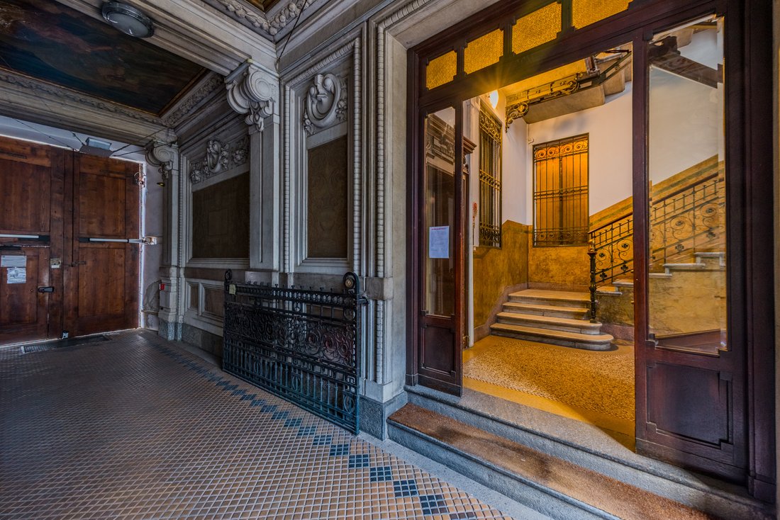 Apartment in Centrale, Milan, Italy 3 - 17381832