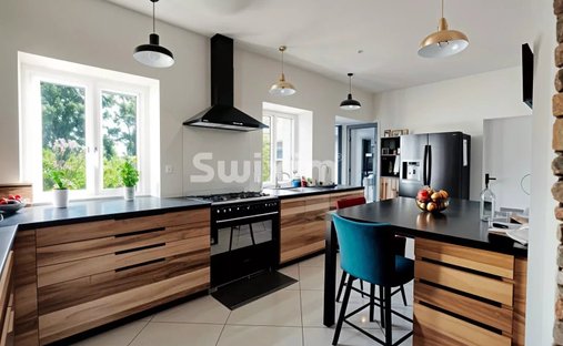 19th Century Château With 4,34 Hectare Wooded Park Swimming Pool Burgundy, Near Beaune