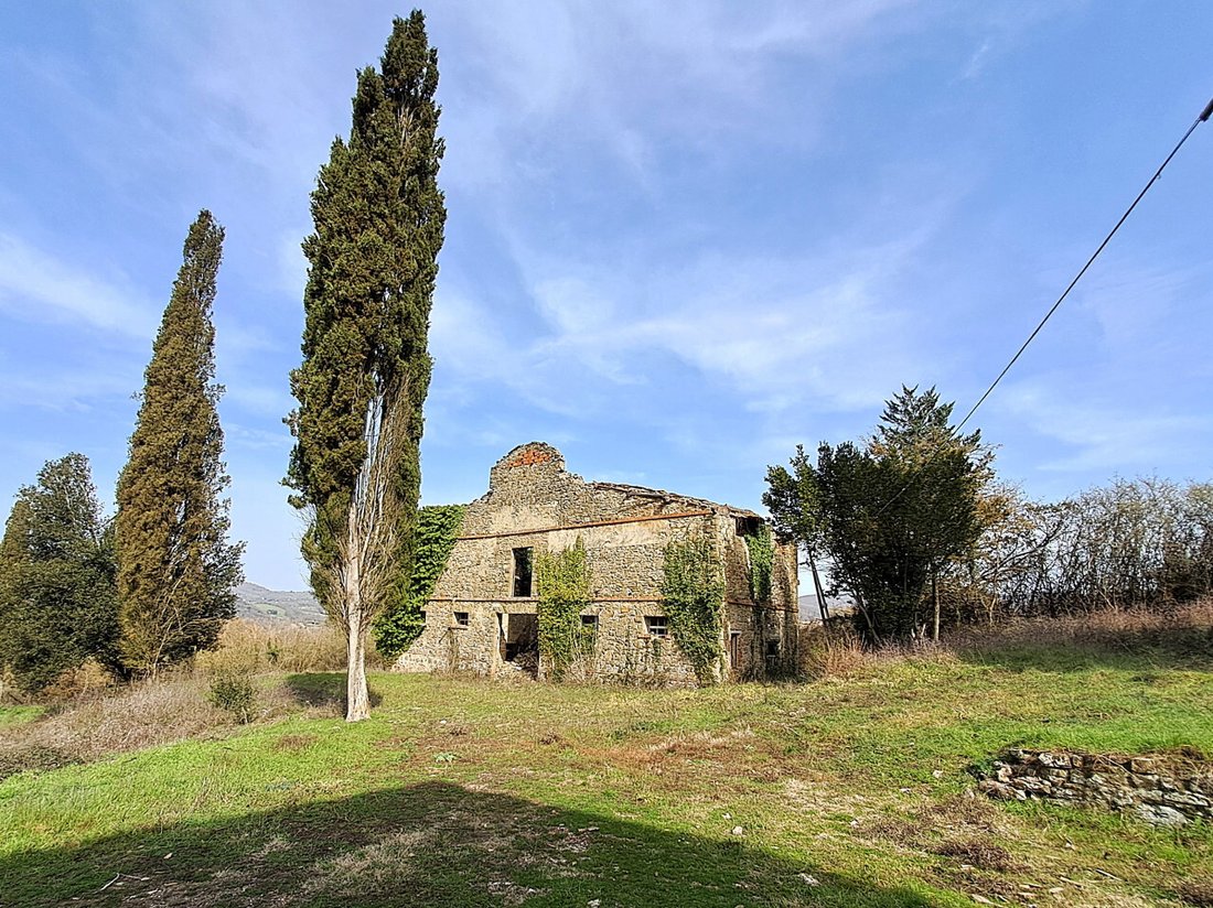 House in Passignano sul Trasimeno, Umbria, Italy 2 - 17384604