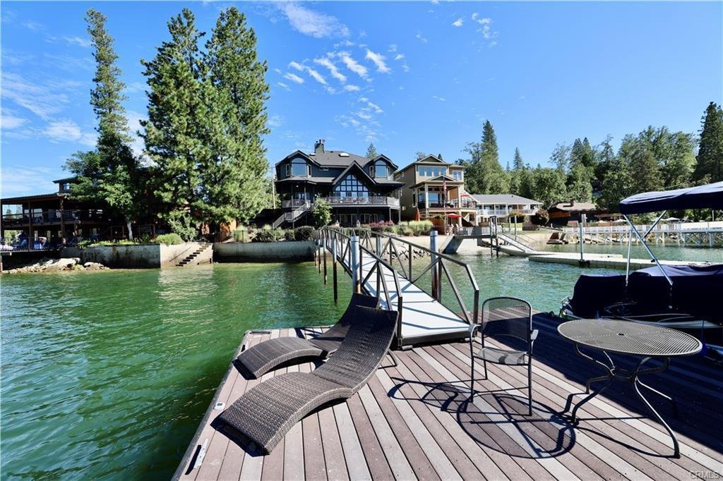 House in Bass Lake, California, United States 5 - 17382608