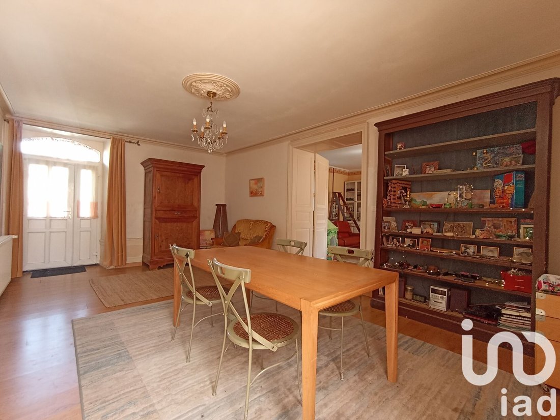 House in L'Ile-Bouchard, Centre-Val de Loire, France 3 - 17382487
