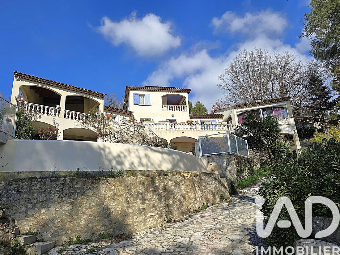 Haus in Le Tignet, Provence-Alpes-Côte d'Azur, Frankreich 1 - 17382506