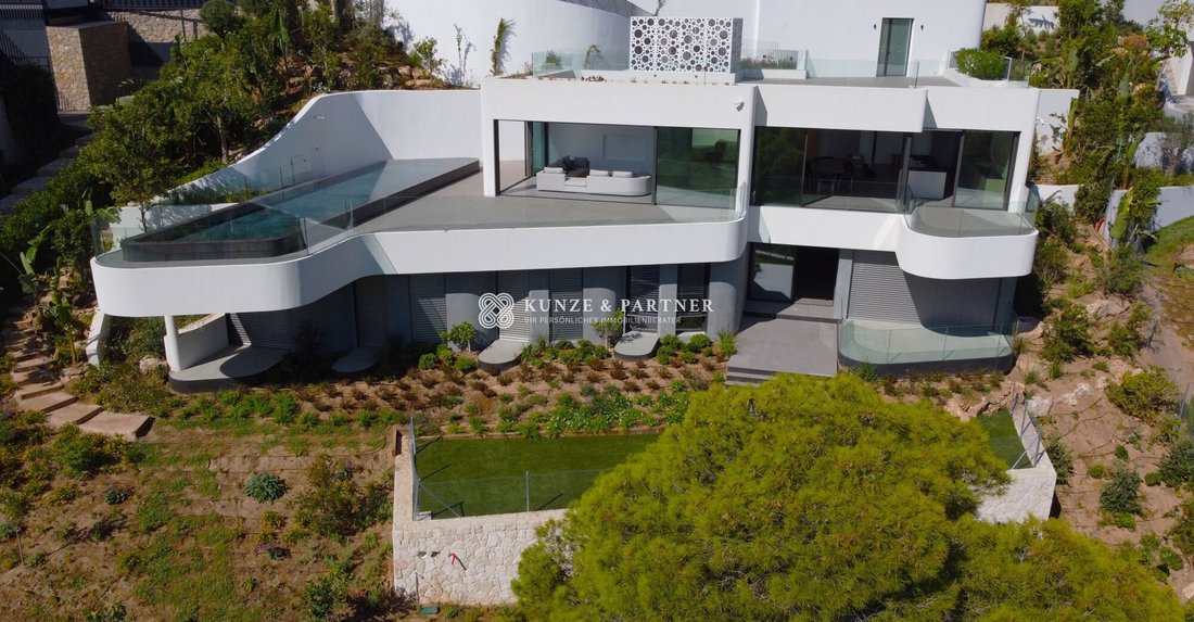 Villa in Son Vida, Palma, Balearic Islands 1 - 17381236