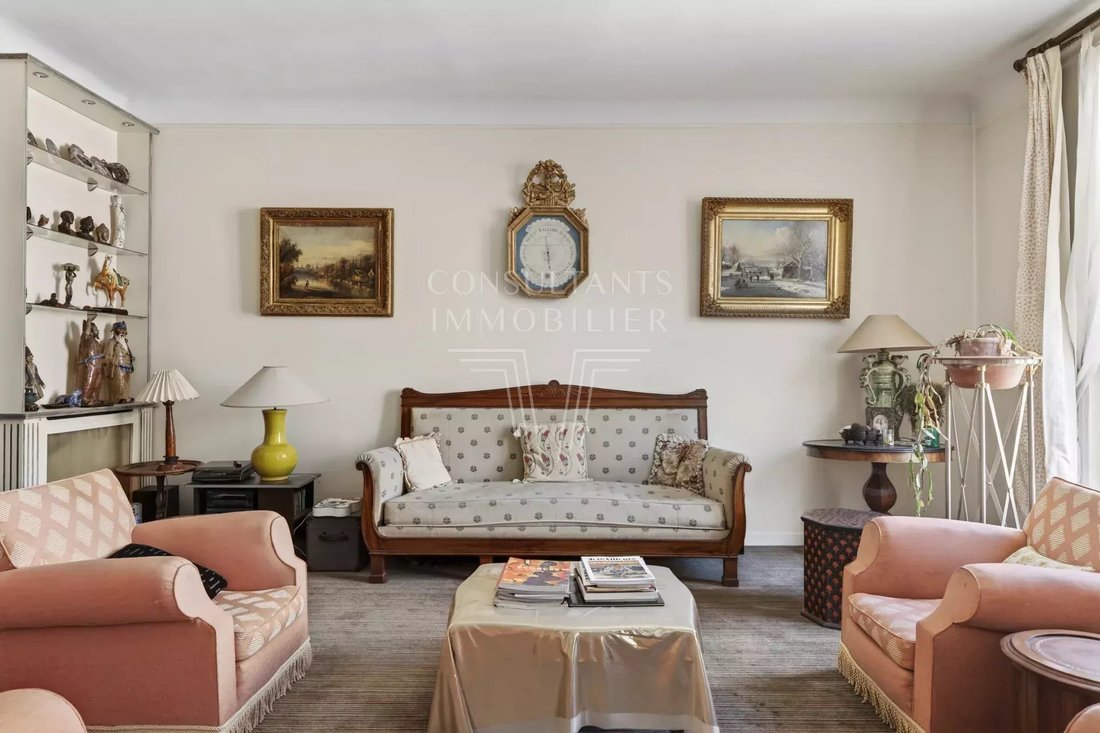Apartment in Saint James-Général Koenig, Neuilly-sur-Seine, France 5 - 17380765