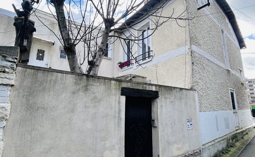 House in Les Lilas, Ile-de-France, France 1