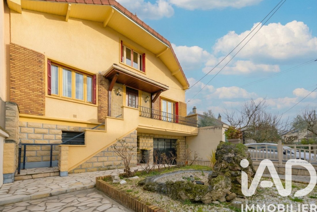 House in Villejuif, Ile-de-France, France 1 - 17382526