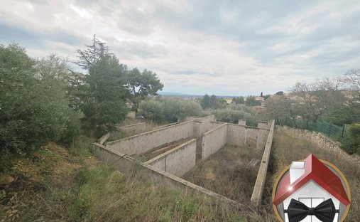 Land in Sud, Pignan, France 1