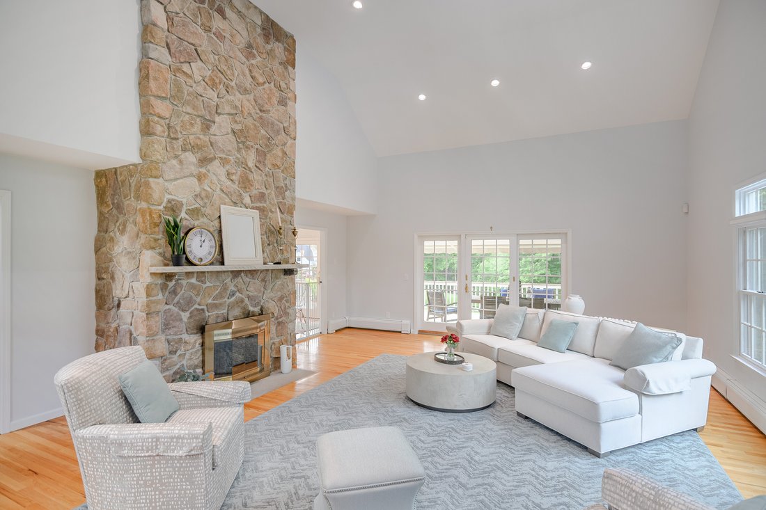 House in Danbury, Connecticut, United States 4 - 17381571