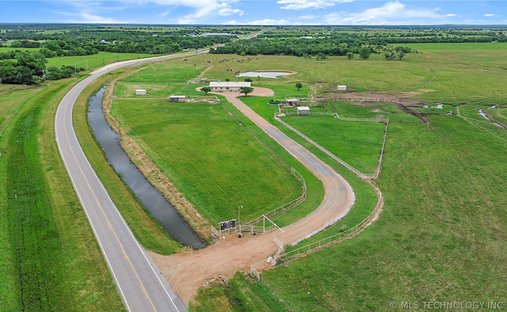 Land in Marietta, Oklahoma, United States 1