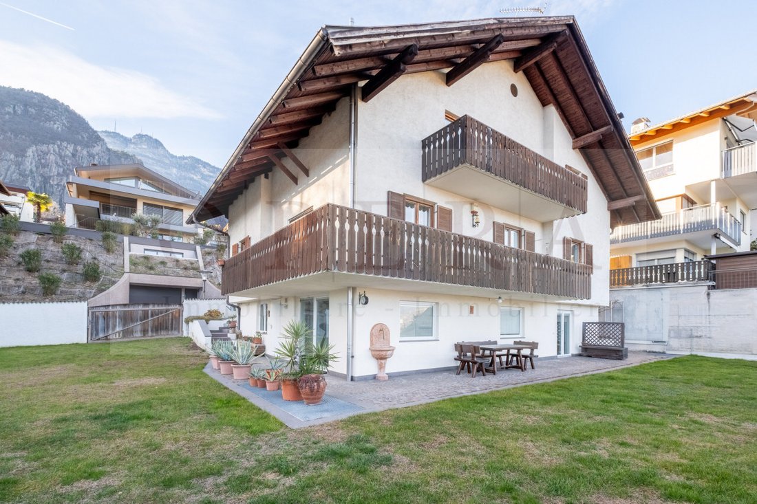 Villa in Appiano Sulla Strada del Vino / Eppan an der Weinstraße, Trentino – Alto Adige/Südtirol, Italy 3 - 17384627