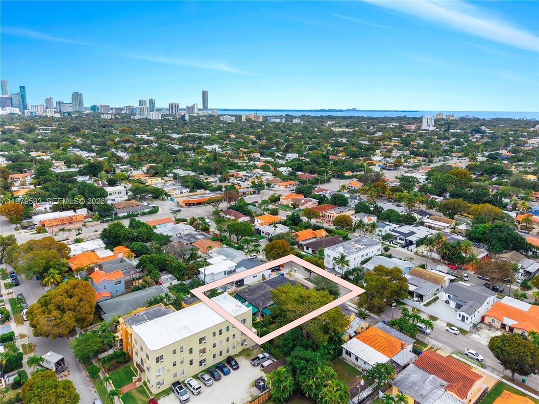 Miami, Florida, United States 3 - 17380922
